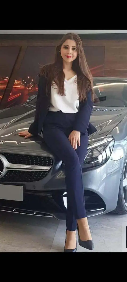 BBA Management Student - Professional Bangalore escort companion