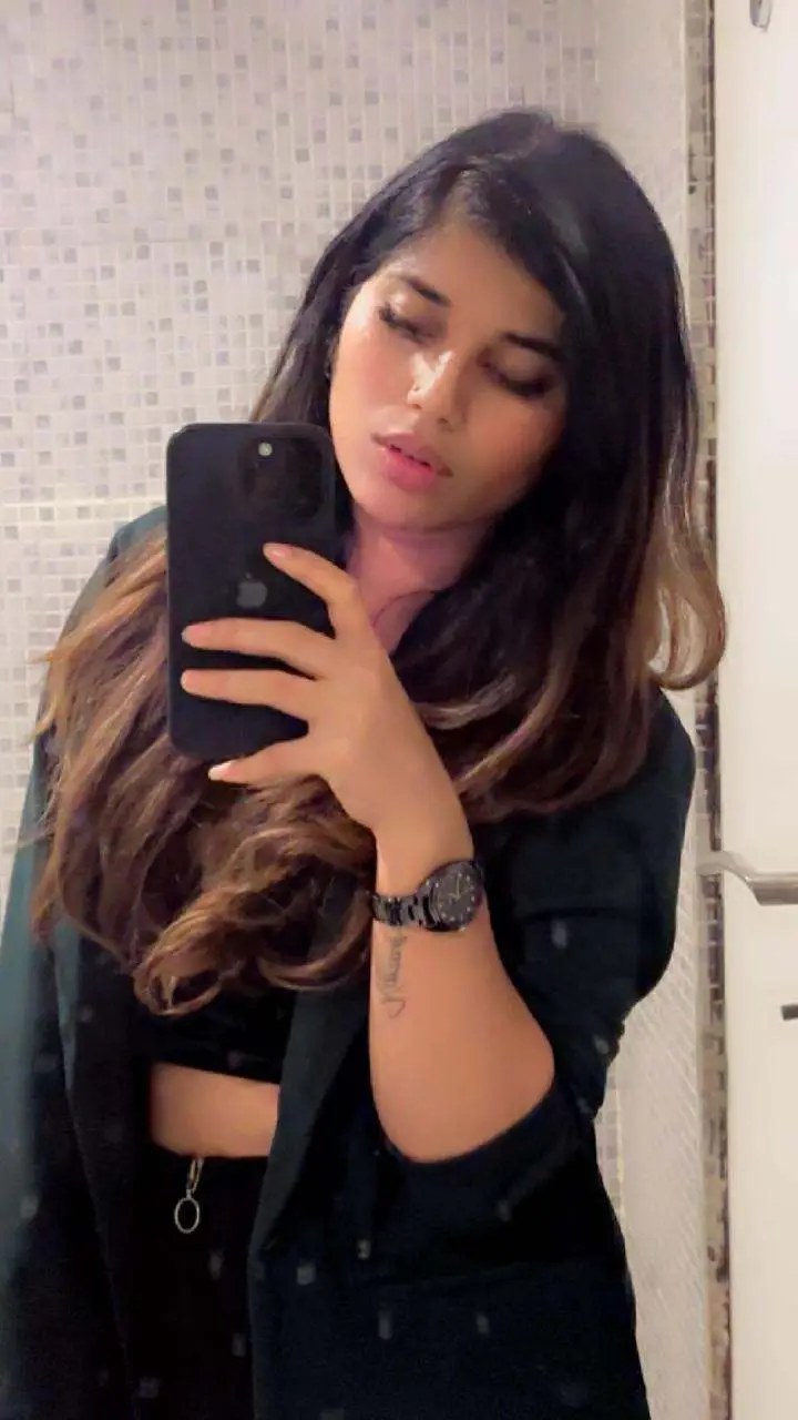 Fiza Modal - Professional Bangalore escort companion