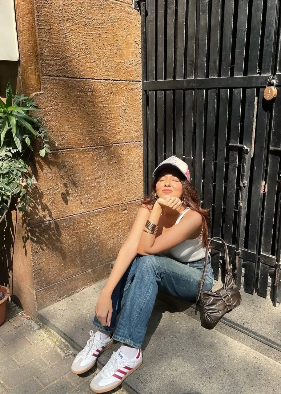 Jamini Roy Professional Artist - Professional Bangalore escort companion