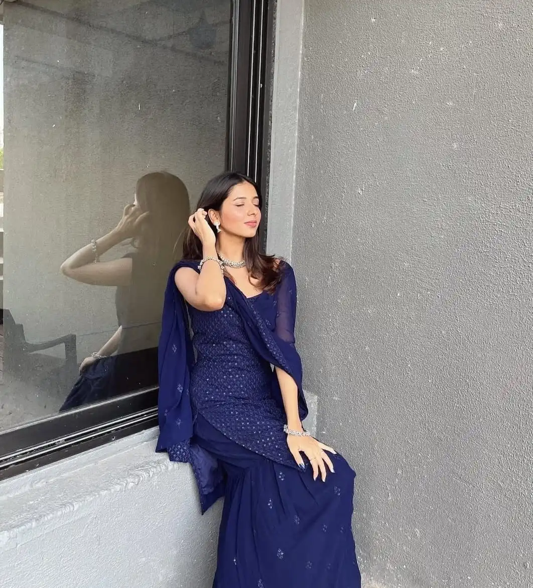 Jamini Roy Professional Artist - Professional Bangalore escort companion