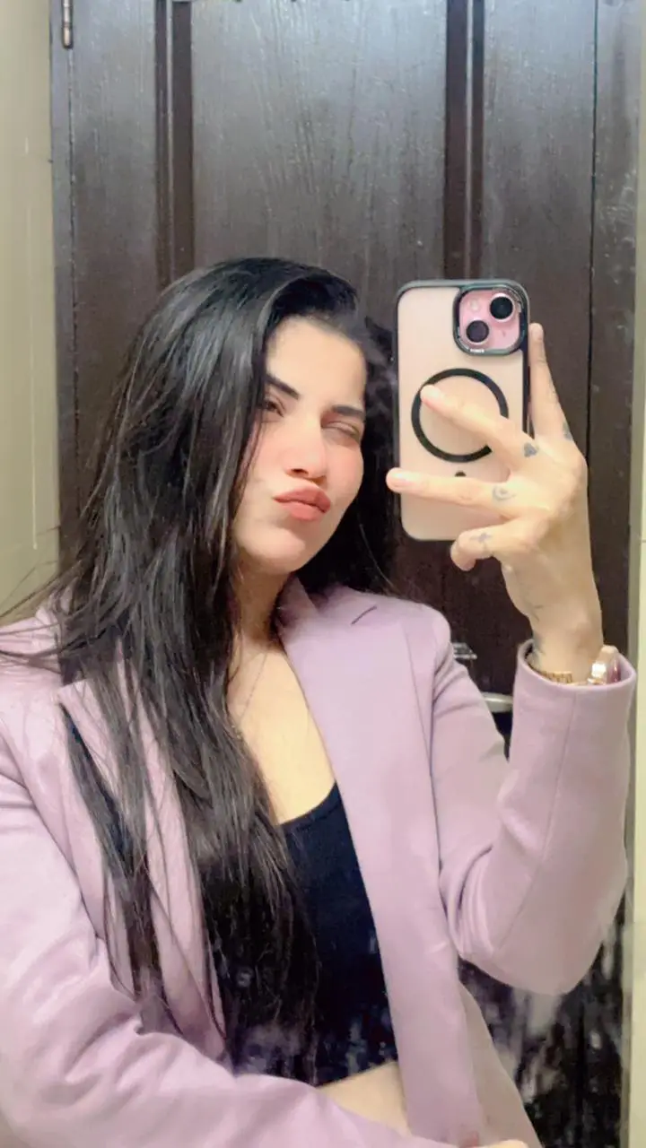 Riya Patel - Professional Bangalore escort companion