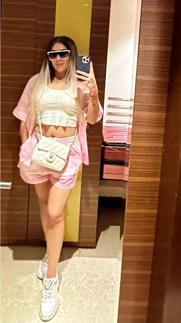 Russian Model Girl - Professional Bangalore escort companion